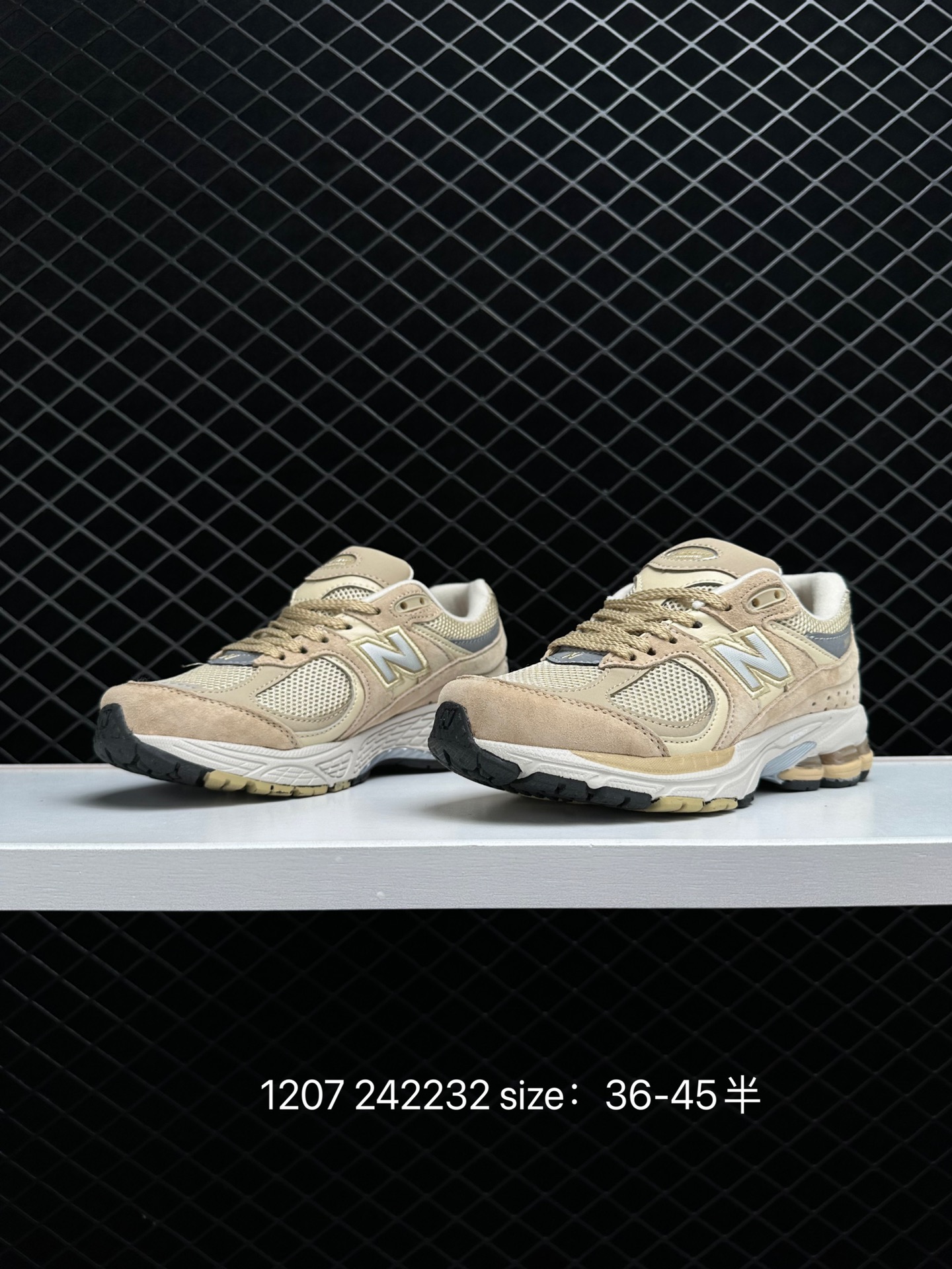 New Balance  ML2002RBA